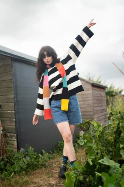 Bella Jumper - Black & White