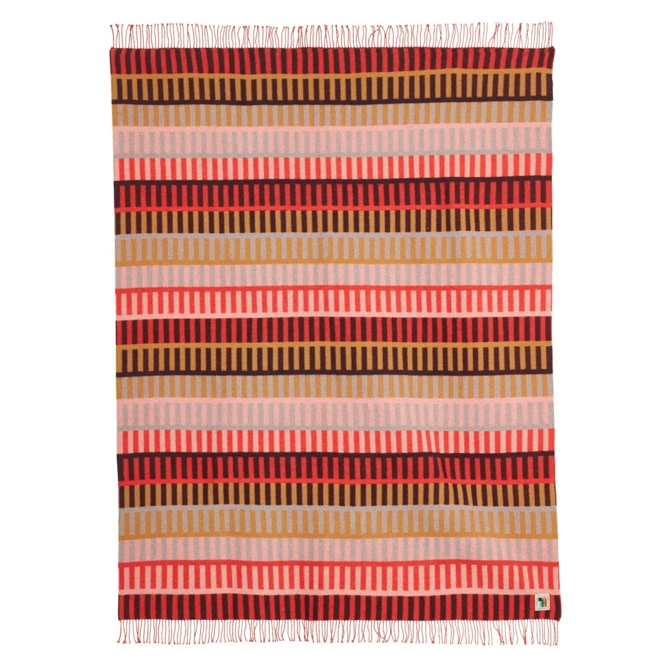 Shiel Lambswool Throw - Red